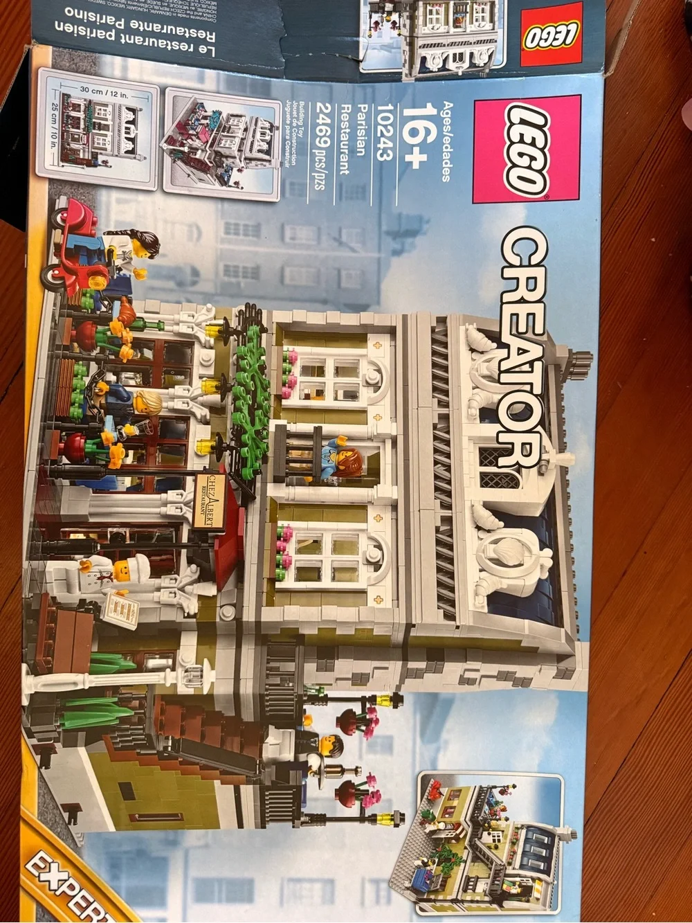 LEGO Creator Expert Parisian Restaurant Modular Building - Blue and White